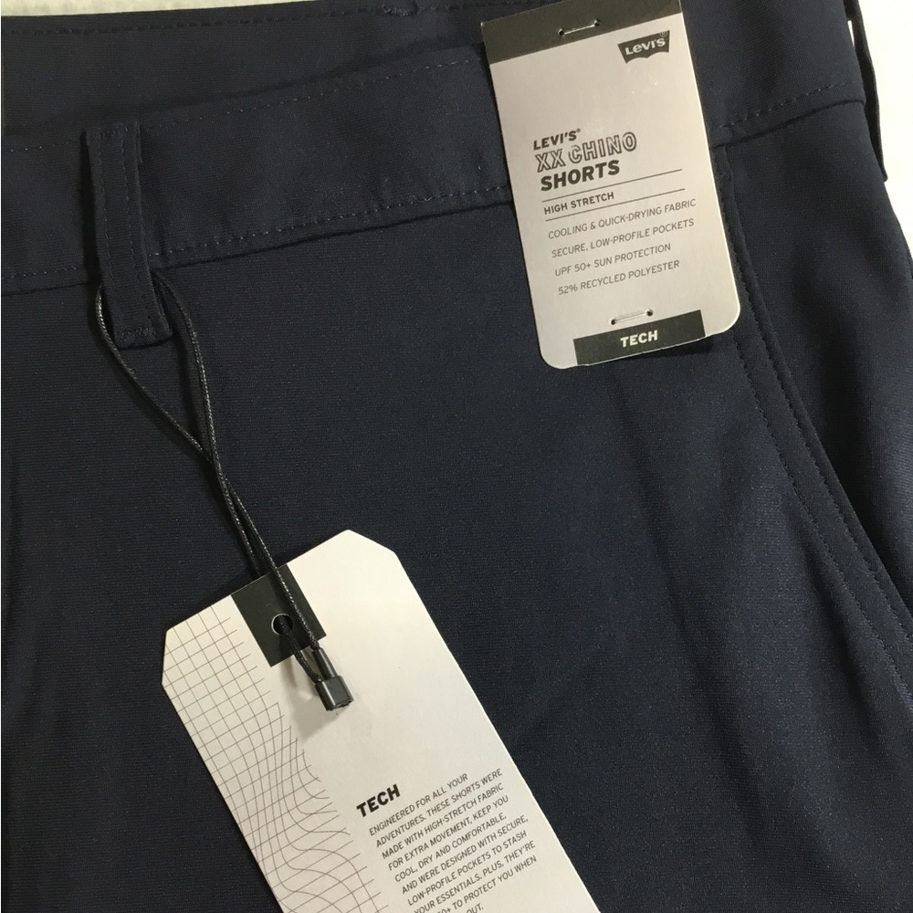 Levi's Men’s Dark Blue Flat Front Shorts SZ 40 X 8 NWT #380 - Picture 2 of 10